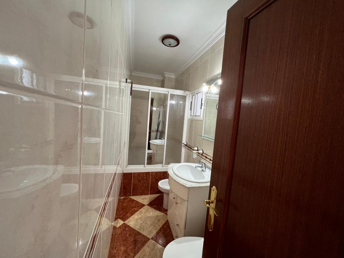 El Torreon 3 Apartment Lora del Rio Ngoại thất bức ảnh